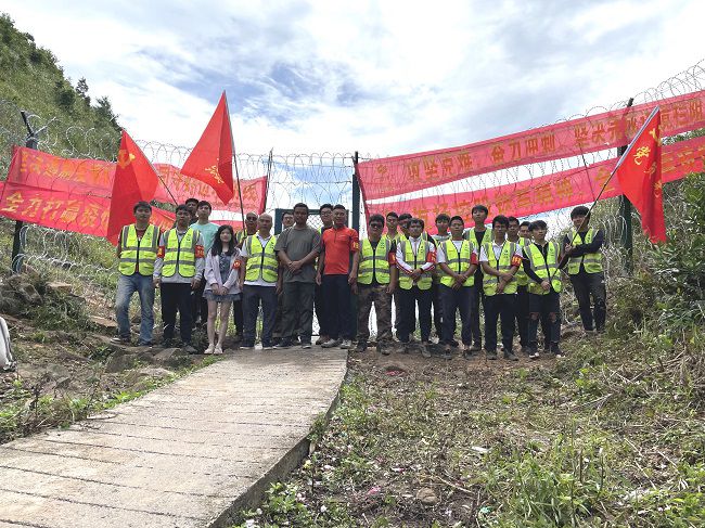 項目黨員團員參建廣西邊境攔阻設施建設項目  修.jpg